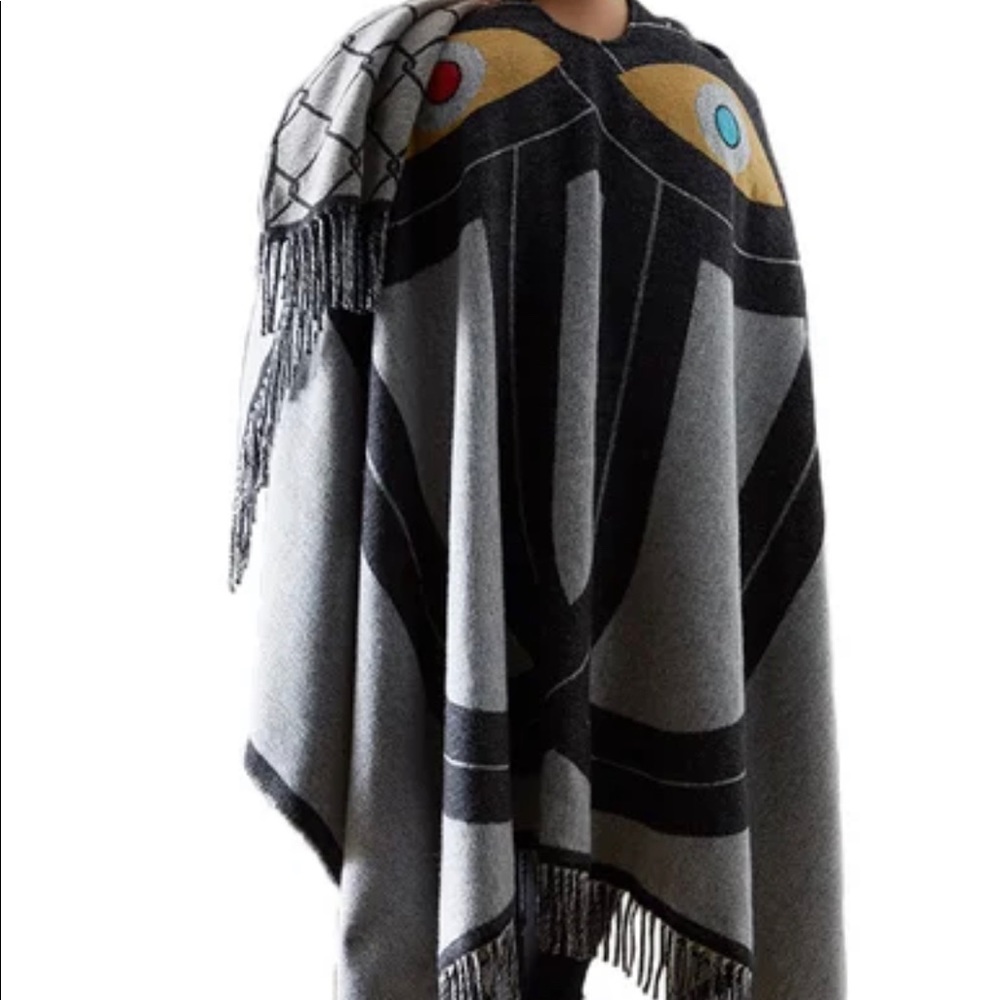 Frette Spazio Pontaccio cape NEW